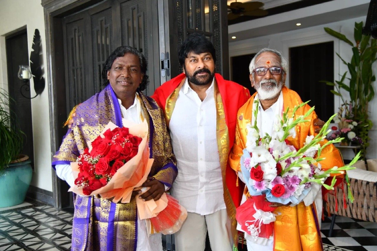 Megastar Chiranjeevi Honors Dr. Velu Anandachari: Celebrating a Sculptural Maestro